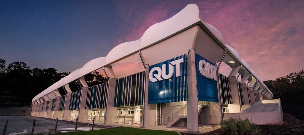 QUT
